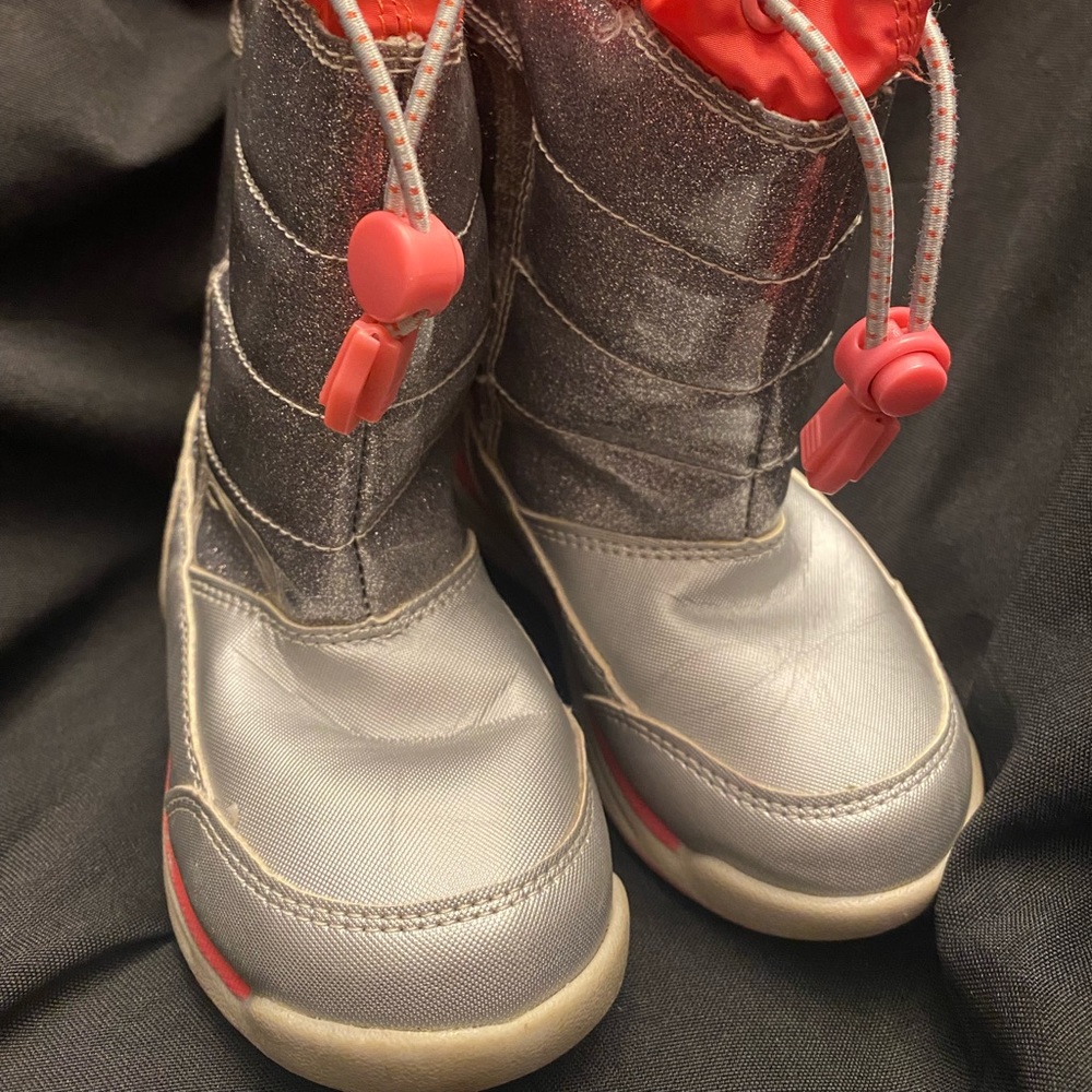 Lands End- Kids Snow Flurry winter boots- Size9M